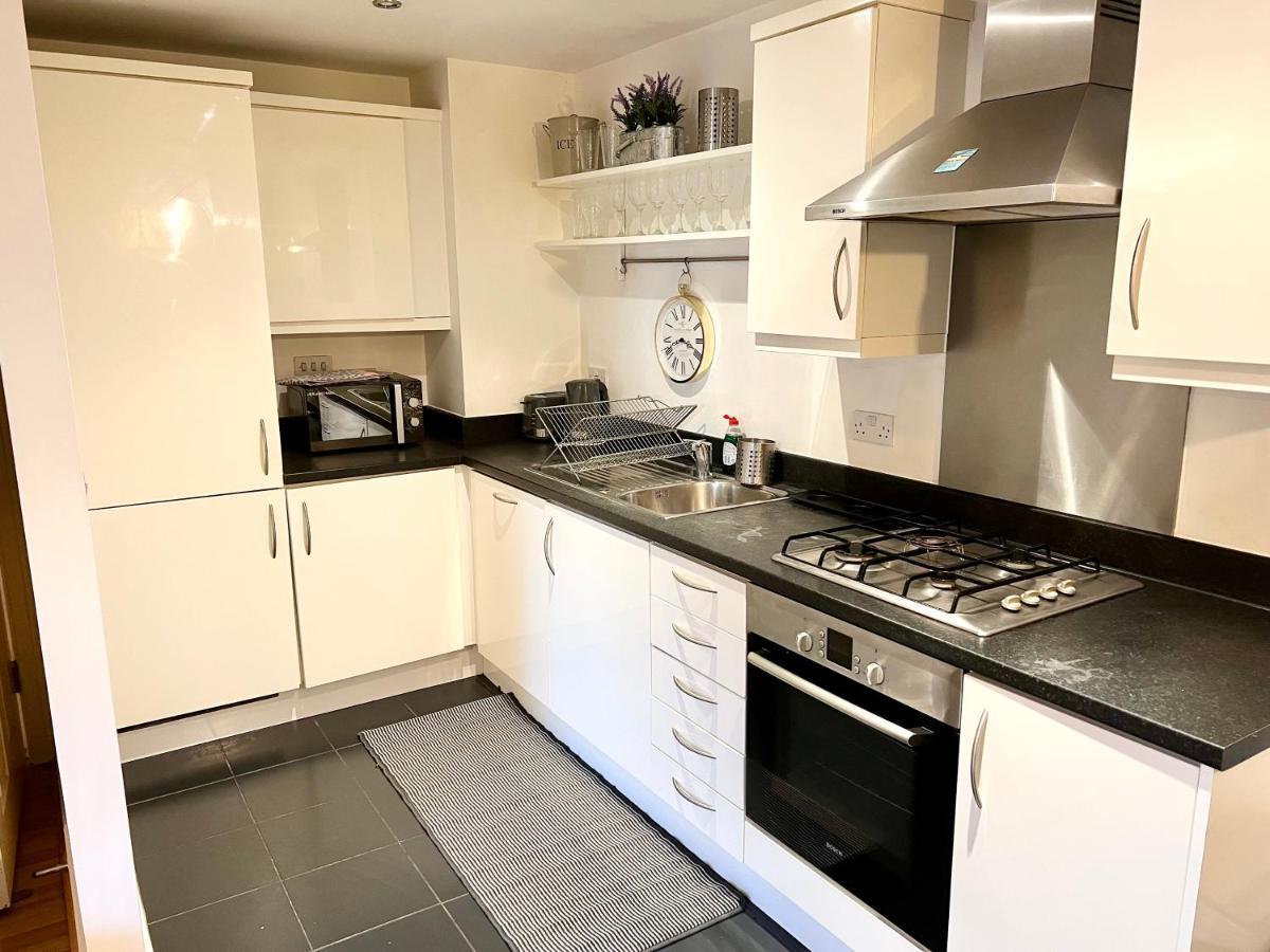 2 Bedroom Apartment Near Olympic Park With Free Parking Londres Exterior foto